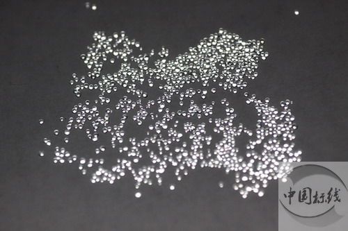 分宜金属表面处理厂喷砂玻璃微珠清理